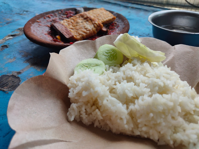 Depot Barokah Sambel Metal, Gunung Semeru - Gastronomi dan perhotelan