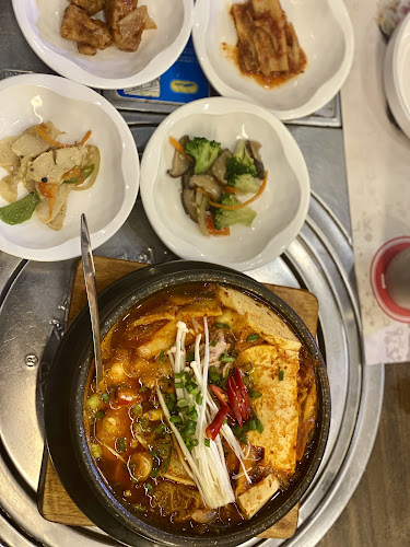 DaeBak Korean BBQ Restaurant - Kota Medan