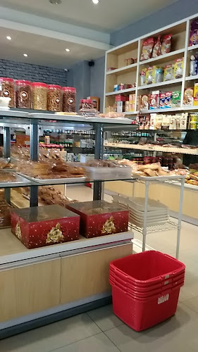 Comentarii opinii despre Hari-Hari Minimarket Cake & Bakery