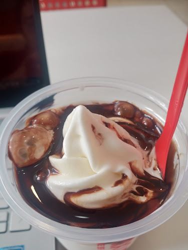 Mixue pasar serpong - Gastronomi dan perhotelan