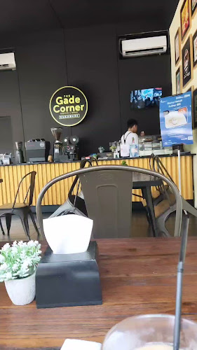 Opinii despre The Gade Corner Coffee and Gold Sukabumi în Kota Sukabumi - Gastronomi dan perhotelan