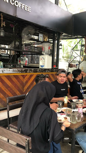 Comentarii opinii despre YN RESTO&COFFEE