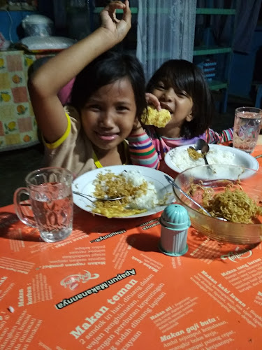 Opinii despre Kantin Akbar în Kota Sorong - Gastronomi dan perhotelan