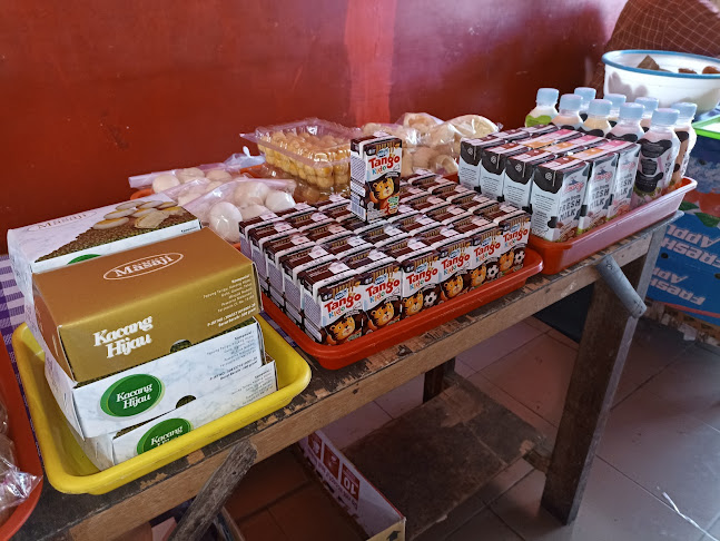 Suci Kue Kios Pasar Pon