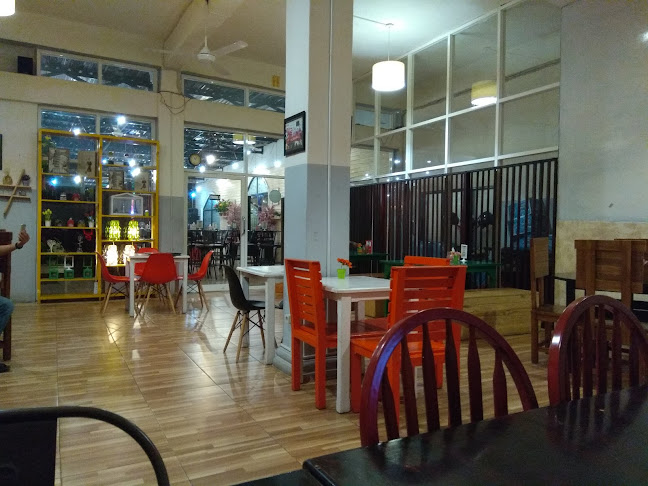 Comentarii opinii despre Hill&Tiff Coffee and Eatery