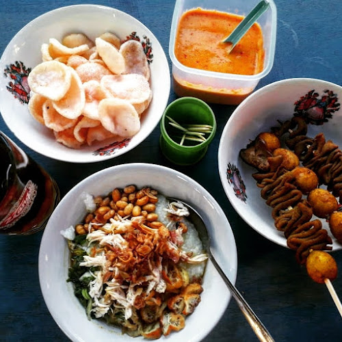 Bubur ayam Syakira - Gastronomi dan perhotelan