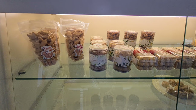 Comentarii opinii despre MAMA Toko Kue dan Es Krim