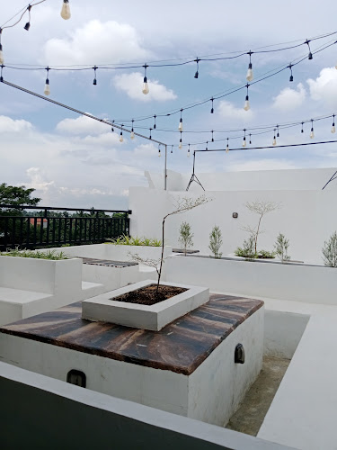 Comentarii opinii despre SI'RAJA COFFEE