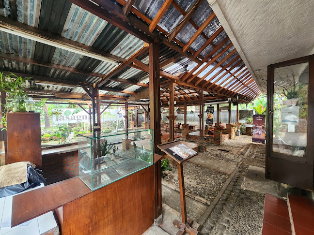 MP Lasagna Gulung - Gastronomi dan perhotelan