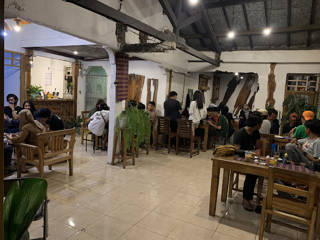 Waroeng lago - Gastronomi dan perhotelan