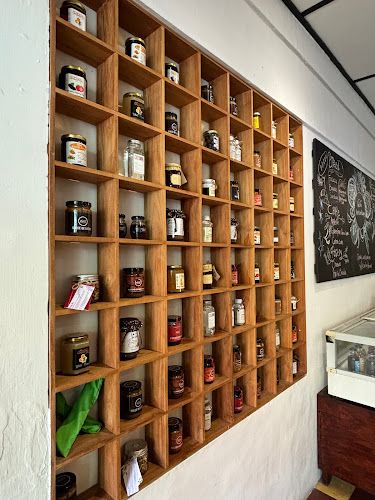 ViaVia Artisan Bakery - Gastronomi dan perhotelan