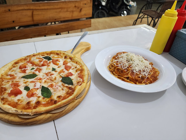 Opinii despre Pizza Purissimo , Botania în Kota Batam - Gastronomi dan perhotelan