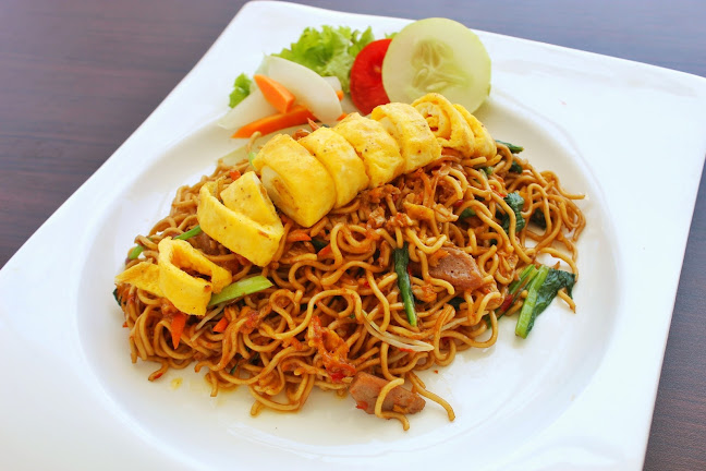 Karebosi Sky Lounge and Park - Kota Makassar