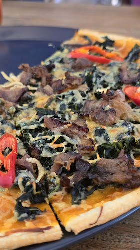 LAMANSUA Coffee & Eatery - Gastronomi dan perhotelan