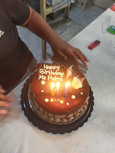 Opinii despre Dea Bakery - Kapas Krampung în Surabaya - Gastronomi dan perhotelan