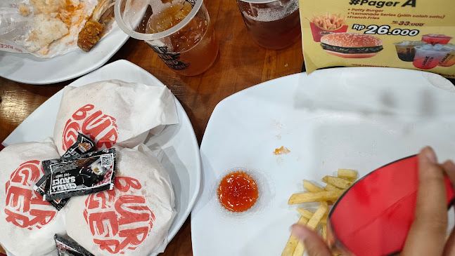 Labbaik Chicken Jombang - Gastronomi dan perhotelan