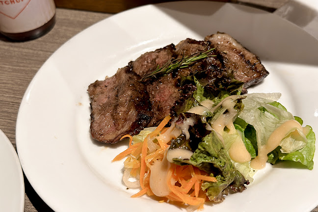 Glosis Steakhouse - Gastronomi dan perhotelan