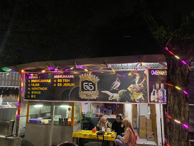 Langit 55 - Gastronomi dan perhotelan