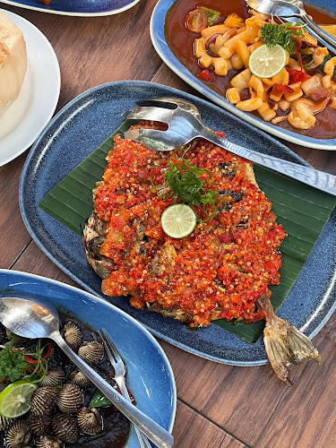 Comentarii opinii despre Kurnia Seafood Bandung