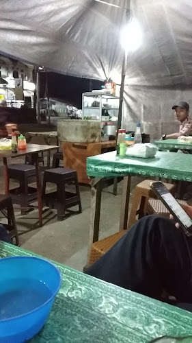 Ayam Penyet "Dikot" - Gastronomi dan perhotelan