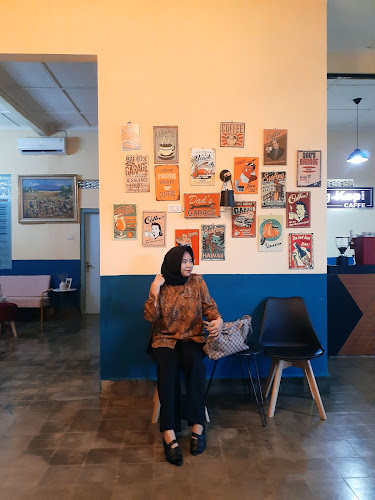 Tentang kopi & cafe pahoman - Gastronomi dan perhotelan