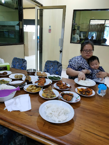 Rumah Makan Padang Nusantara - Kota Kendari
