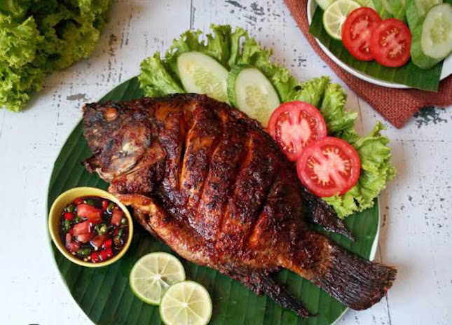 Ikan bakar & Seafood mak munah