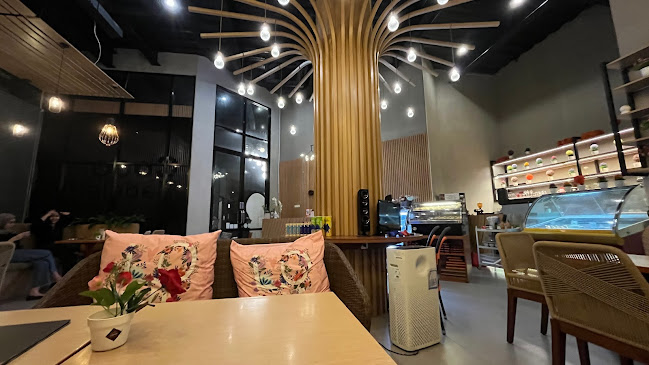 Cafe Coco Madeleine - Kota Semarang