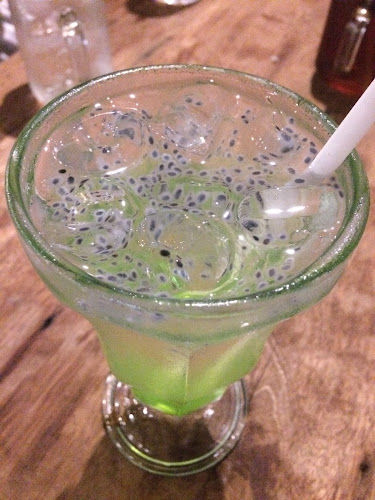 Opinii despre Green Cloud Cafe în Surabaya - Gastronomi dan perhotelan