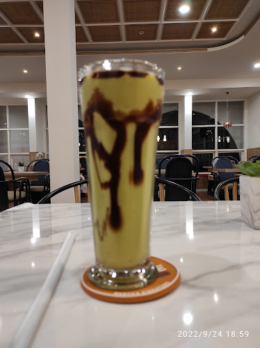 Palopo, Tompotika, Kec. Wara, Kota Palopo, Sulawesi Selatan 91911