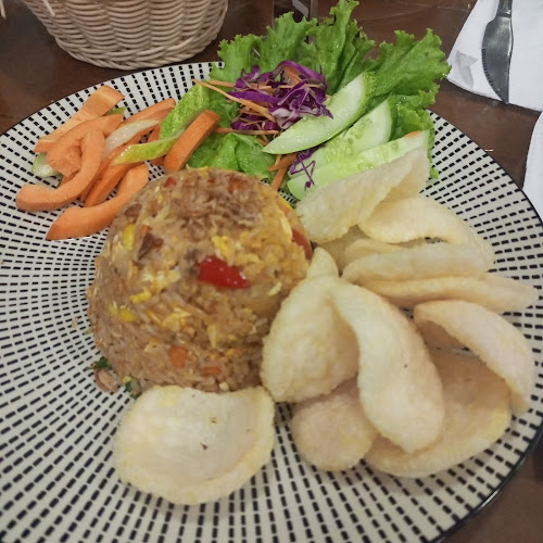 Opinii despre de'Clan Resto & Cafe Depok în Kota Depok - Gastronomi dan perhotelan