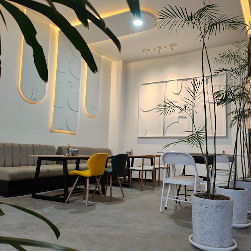 Dekat Stasiun PT KAI, Jl. Kartini No.14-30, Tj. Paku, Kec. Tj. Harapan, Kota Solok, Sumatera Barat 27321