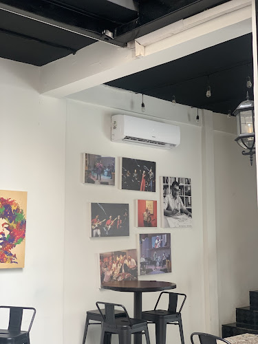 Comentarii opinii despre OL and NU cafe eatery