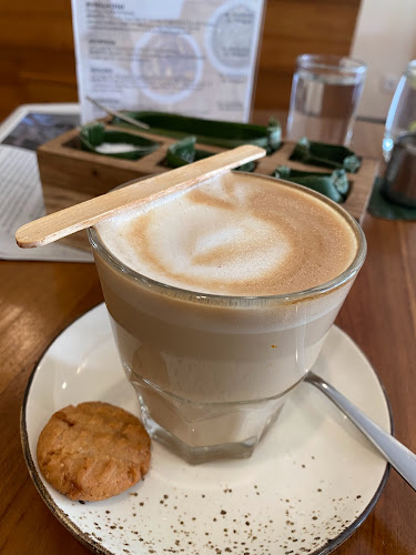 Comentarii opinii despre Bali Buda Renon