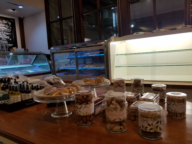 Opinii despre MAMA Toko Kue dan Es Krim în Kota Makassar - Gastronomi dan perhotelan