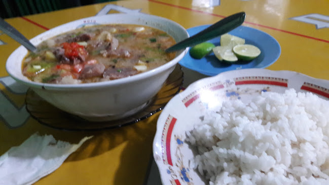 Opinii despre Pondok Makan Cahaya 99 în Kota Tangerang - Gastronomi dan perhotelan