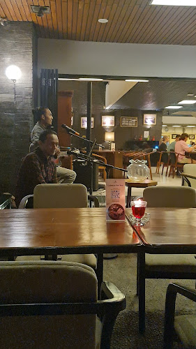 Braga Permai Bandung - Gastronomi dan perhotelan