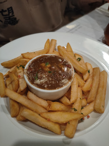 Opinii despre Boncafe Steak & Ice Cream în Kota Samarinda - Gastronomi dan perhotelan