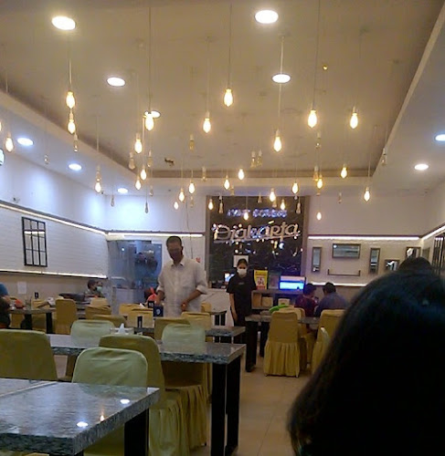 Opinii despre Ayam Goreng Djakarta în Surabaya - Gastronomi dan perhotelan