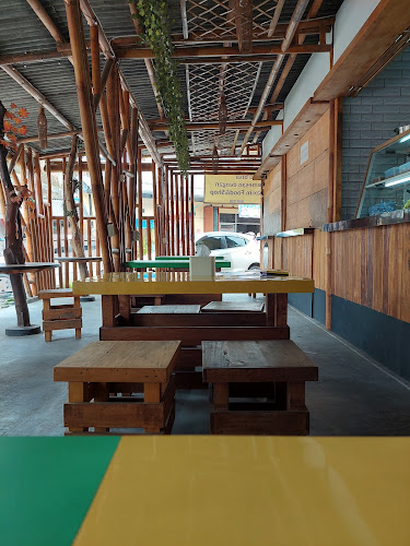 Rice Bowl Iska Cafe - Gastronomi dan perhotelan