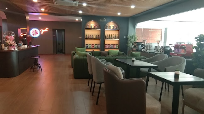 Jl. H. Adam Malik No.128, Silalas, Kec. Medan Bar., Kota Medan, Sumatera Utara 20114