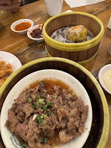 Grand Wing Heng Hongkong Dimsum Kampung Kali