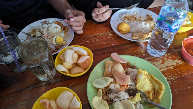 nasi uduk & lontong opor bu antie - Kota Semarang