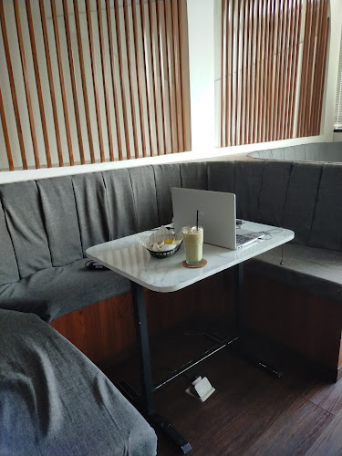 Teman Nongkrong Kamboja - Kota Denpasar