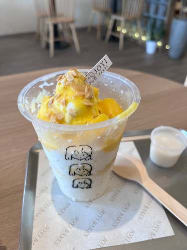 Joyi Bakes Cafe - Tiramisu Bingsoo Tea Dessert - Kota Batam