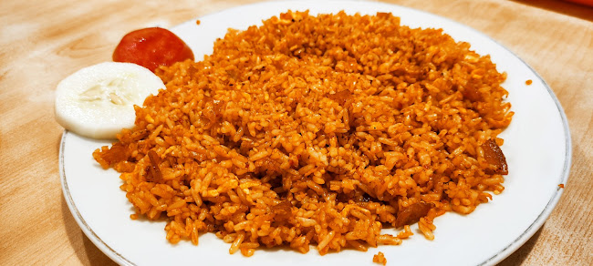 Opinii despre Kafe Biru în Kota Surakarta - Gastronomi dan perhotelan