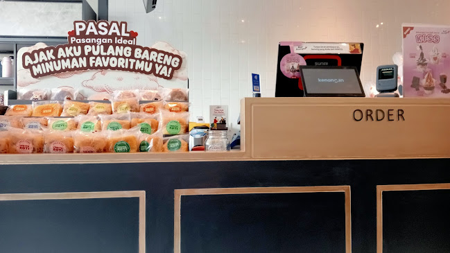 Kopi Kenangan - Ruko Ceger - Gastronomi dan perhotelan