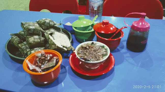 Coto Pelangi - Gastronomi dan perhotelan