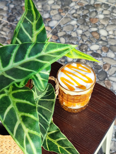 Opinii despre DUDUK MANIS & CO în Kota Sorong - Gastronomi dan perhotelan