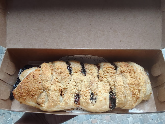 Sheza ngemil - Kota Tangerang Selatan